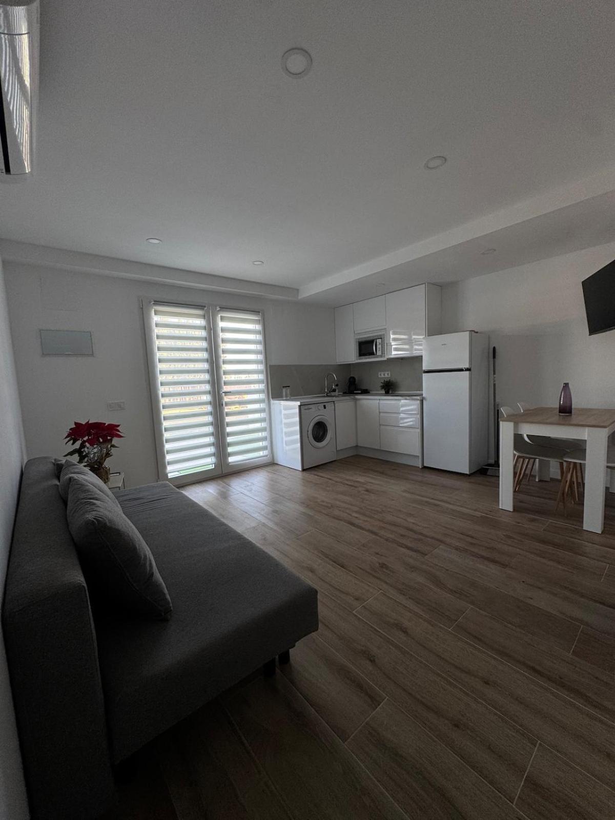 Apartamento 4 Min De La Playa! Castellón de la Plana Exteriör bild
